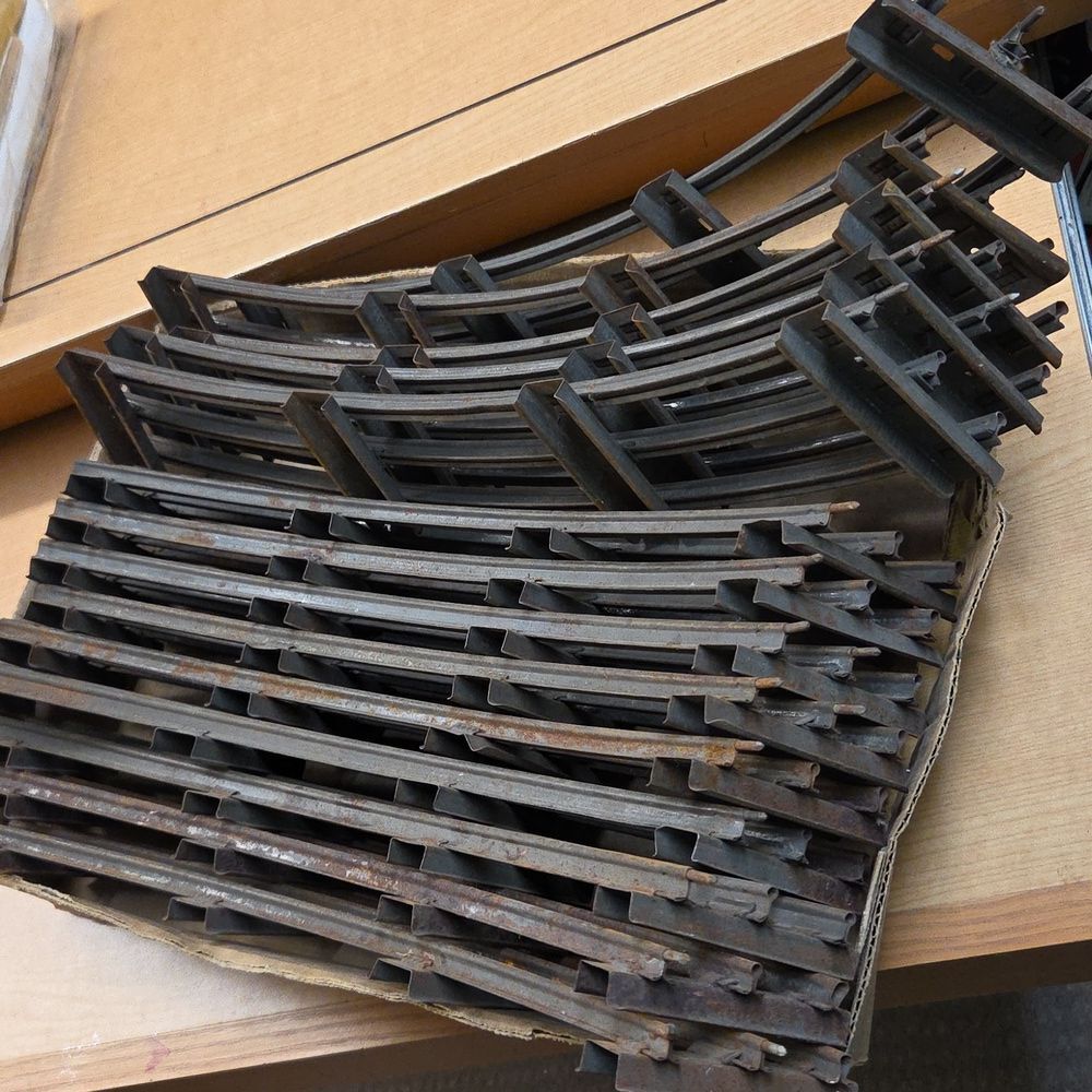 Vintage Lionel NY O Gauge 14 Pieces Curve Track 4 Straight